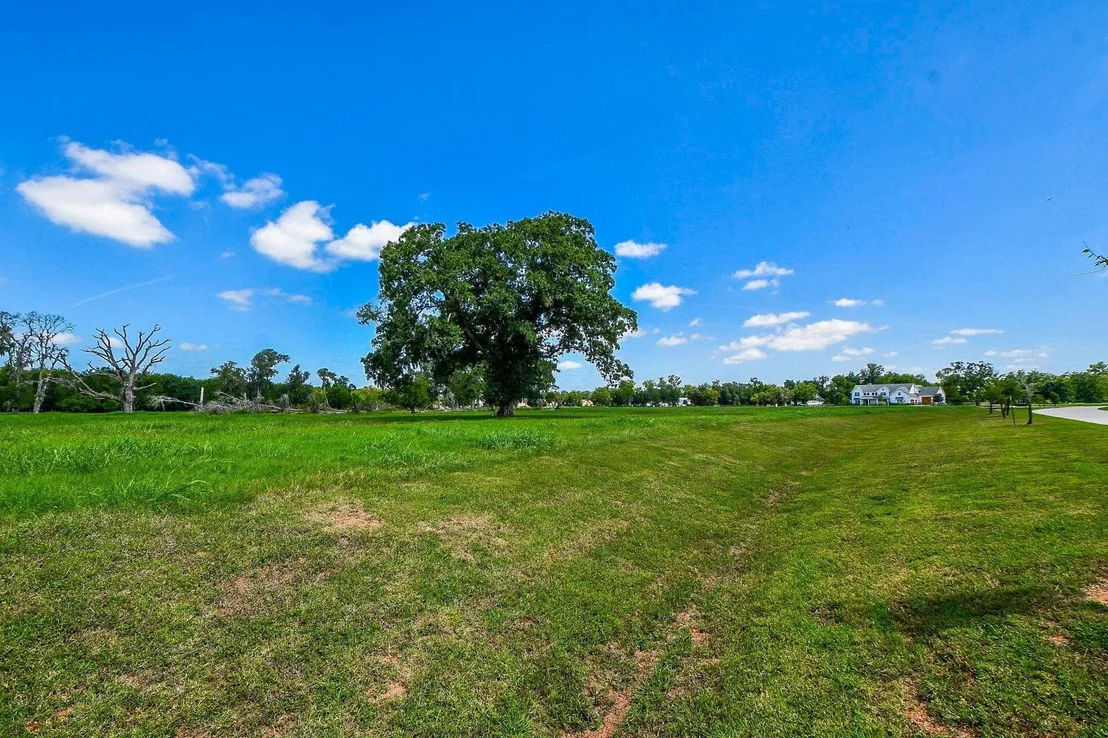Photo of 30810 Riverlake Road