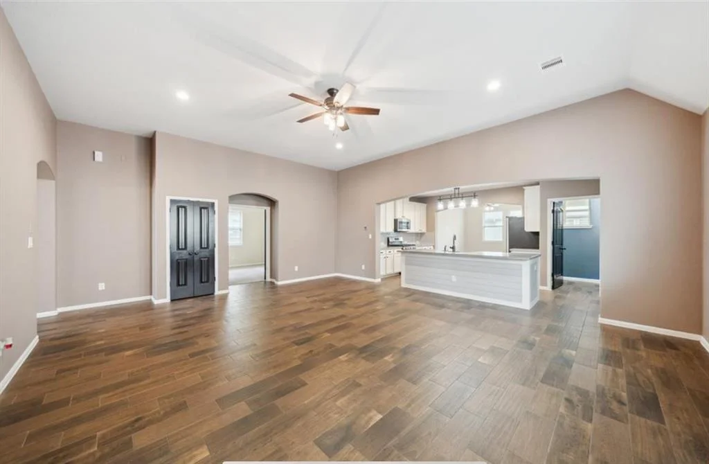 Photo of 5715 Oakhurst Trail
