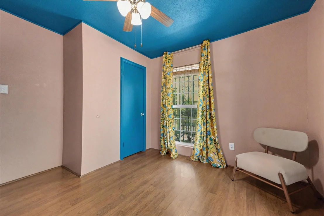 Photo of 144 Imogene