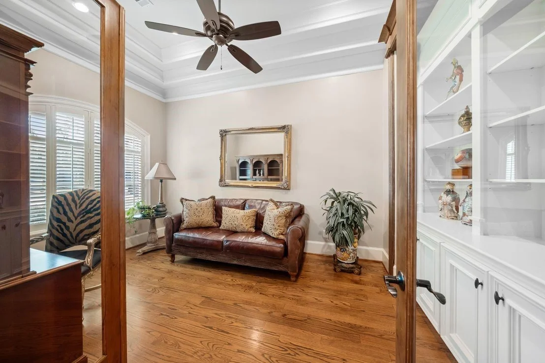 Photo of 1226 Chippendale Road