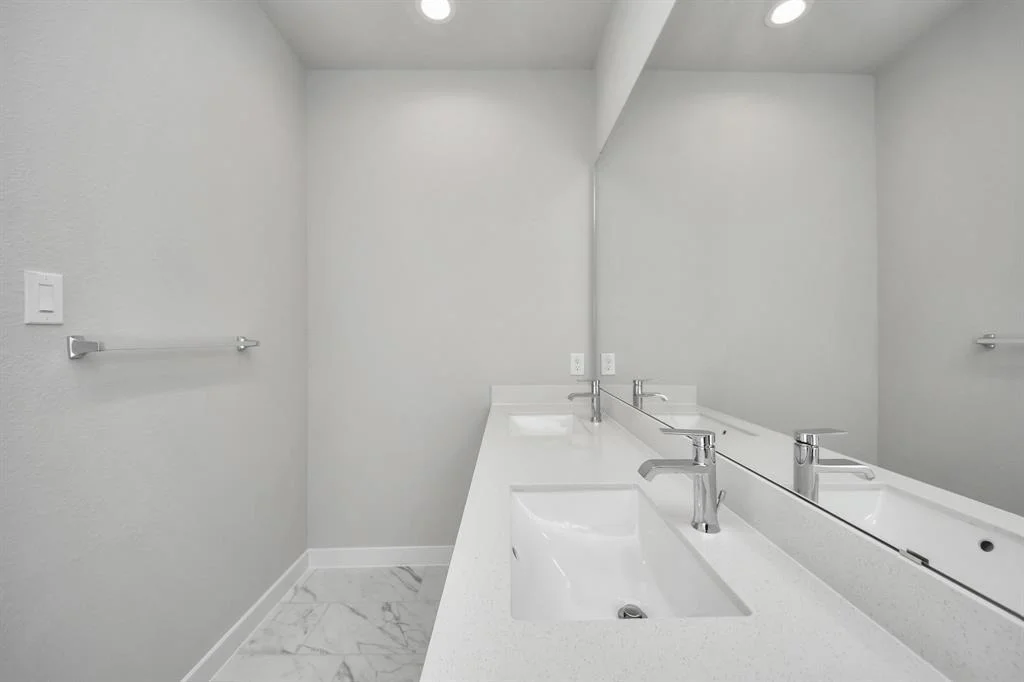 Photo of 11918 Maple Oak Drive