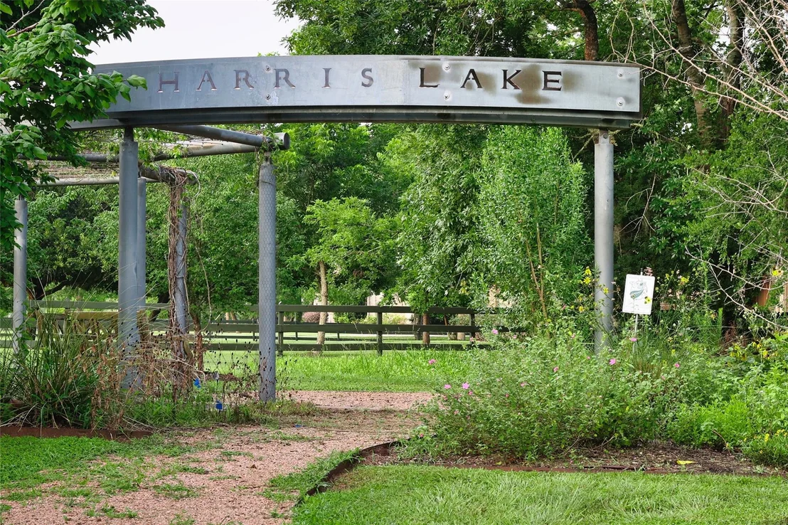 Photo of 30803 Riverlake Road