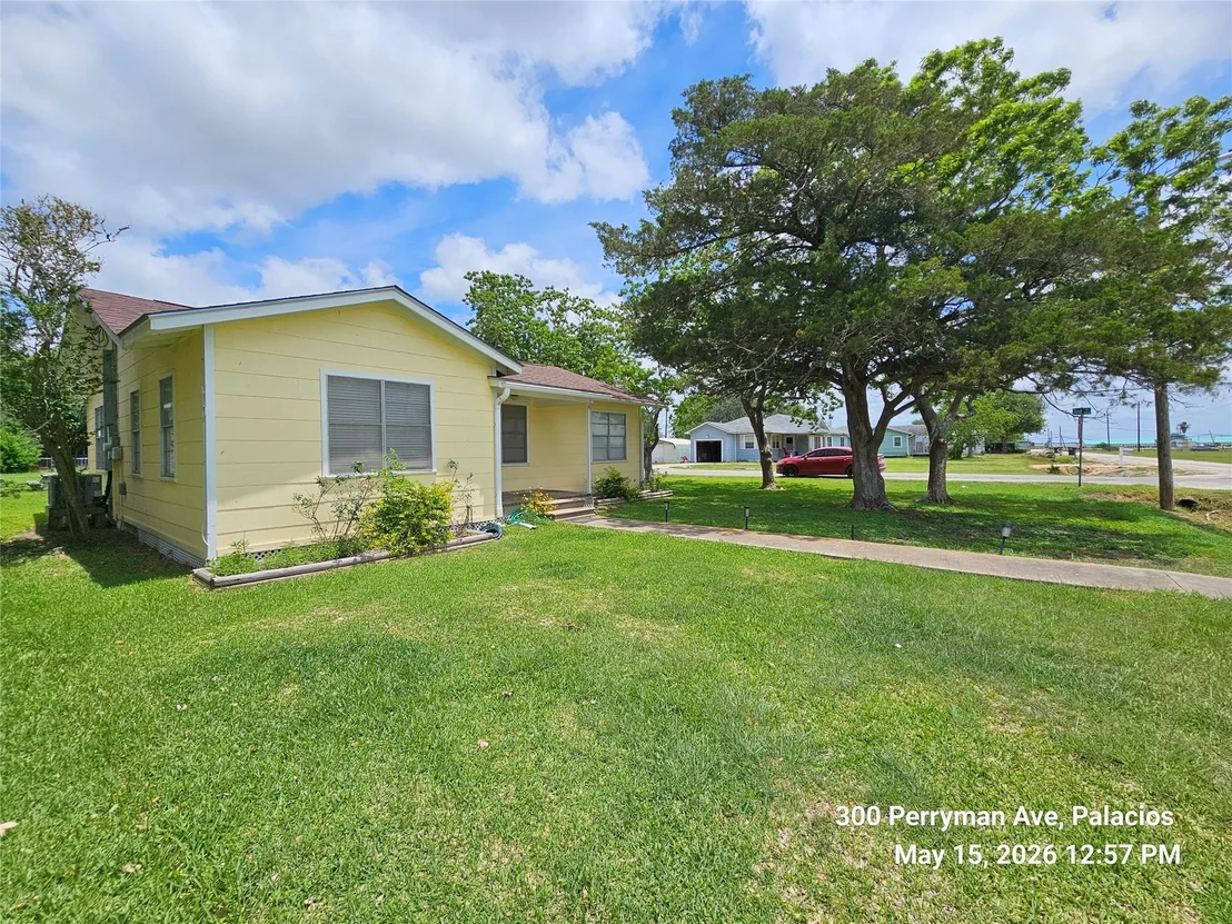 Photo of 300 Perryman Avenue