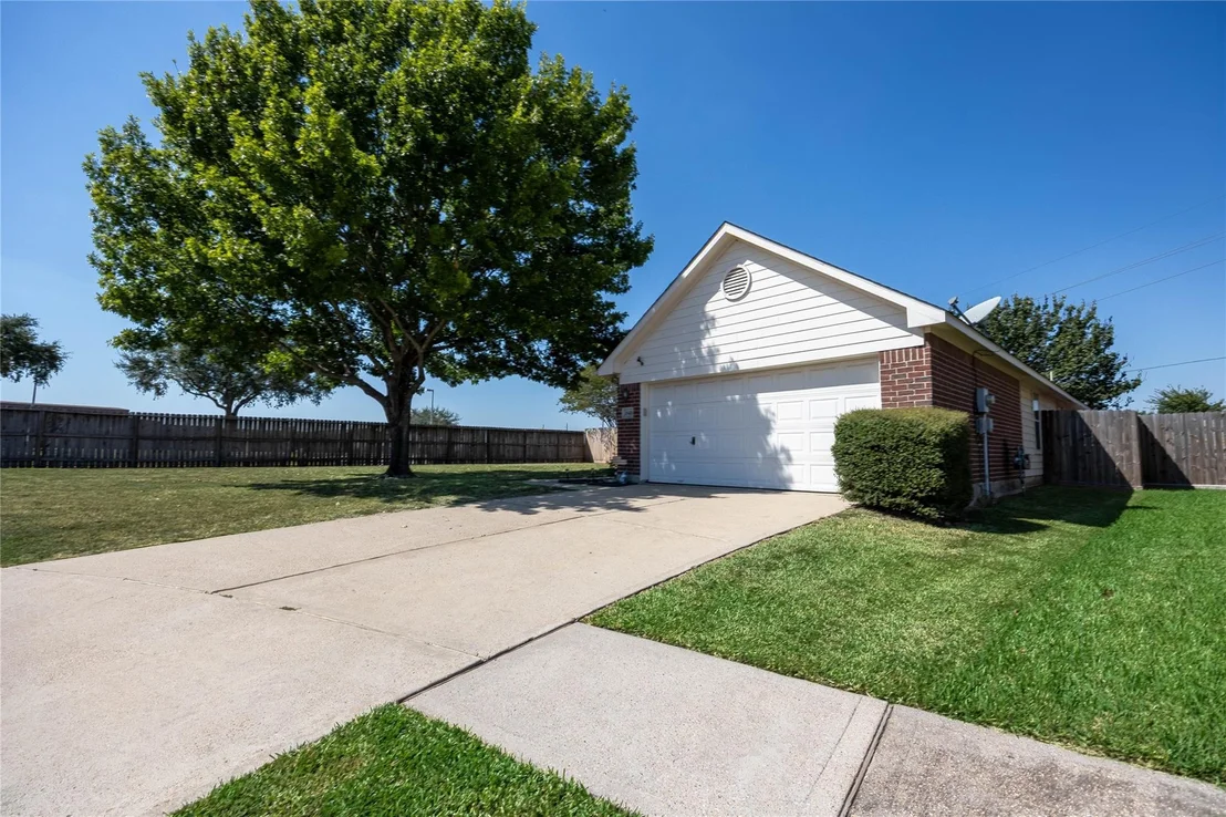 Photo of 20426 Pomegranate Lane
