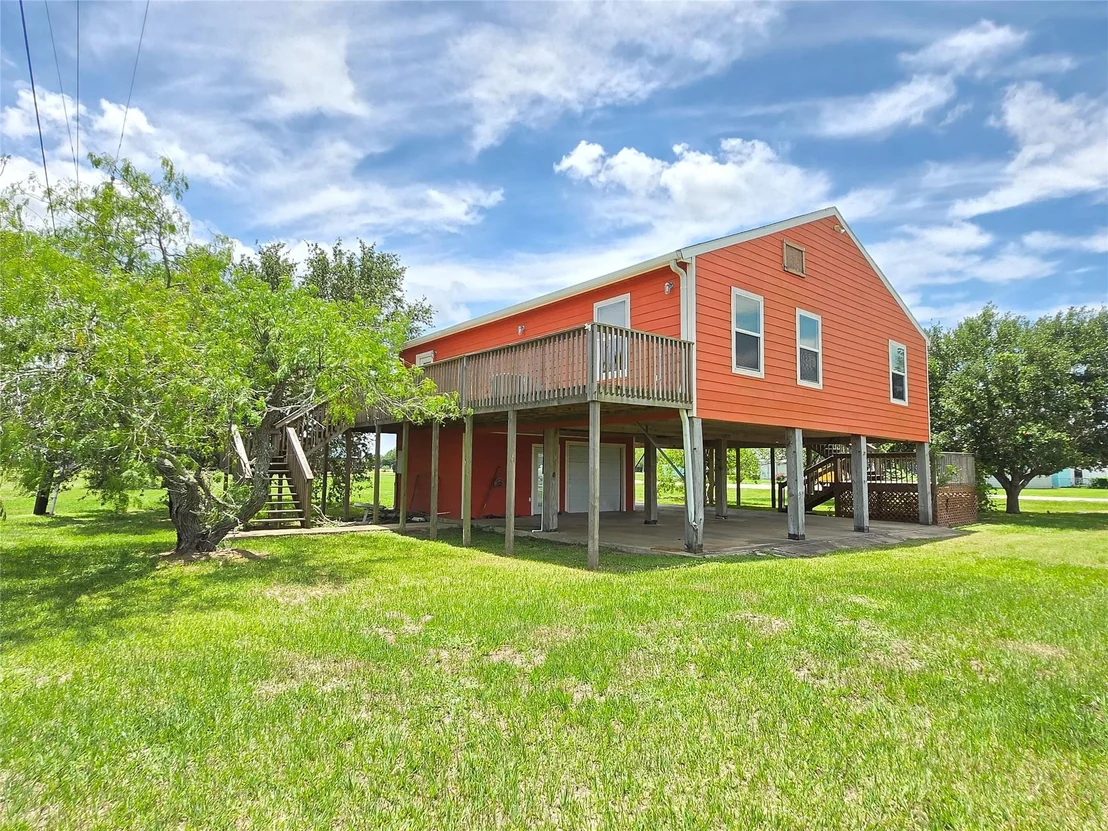 Photo of 205 Buckskin Drive