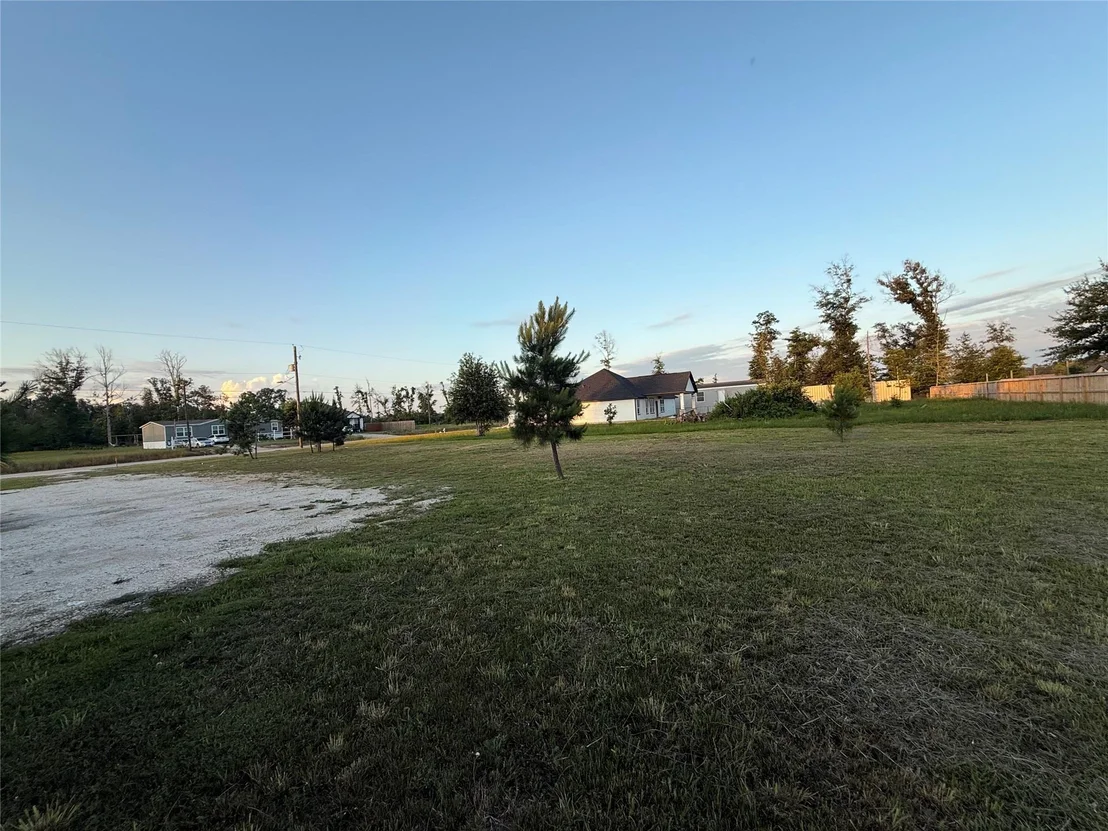 Photo of 1018 Exotic Pines Drive