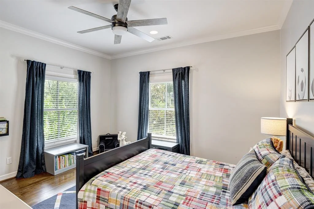 Photo of 130 Knipp Road