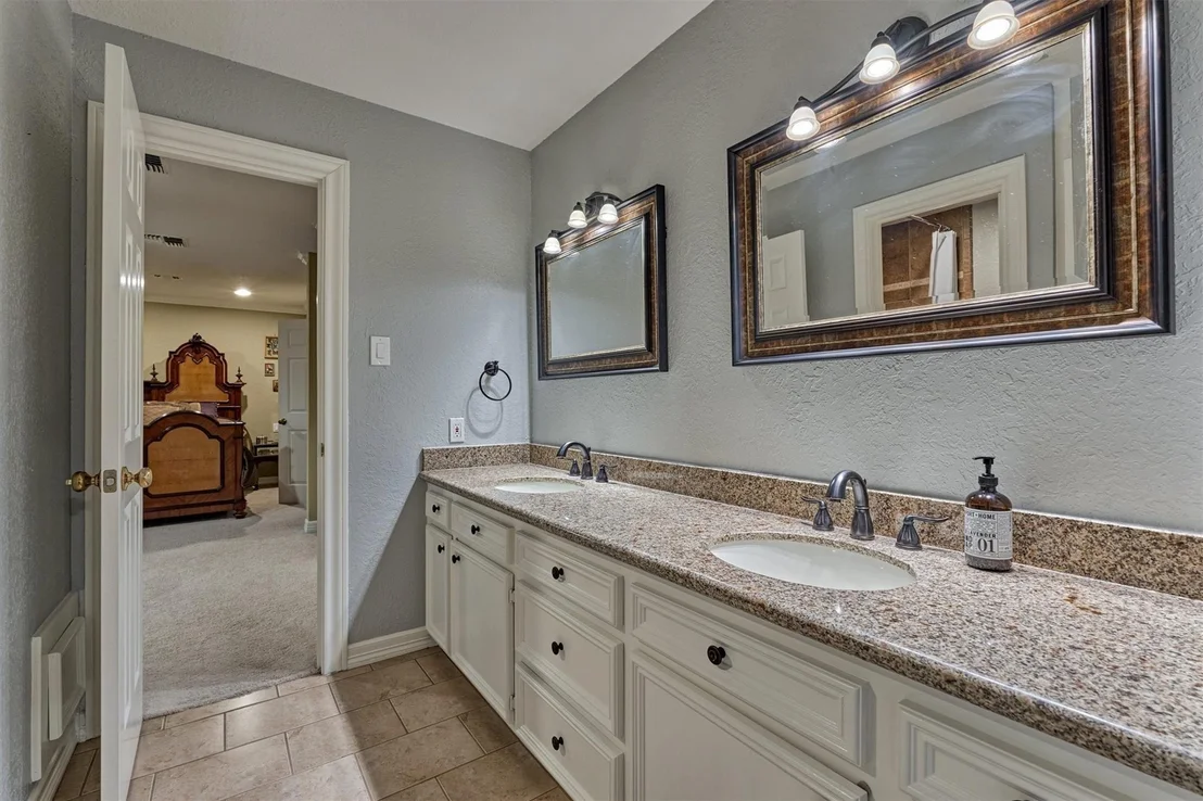 Photo of 609 Edgewood Drive