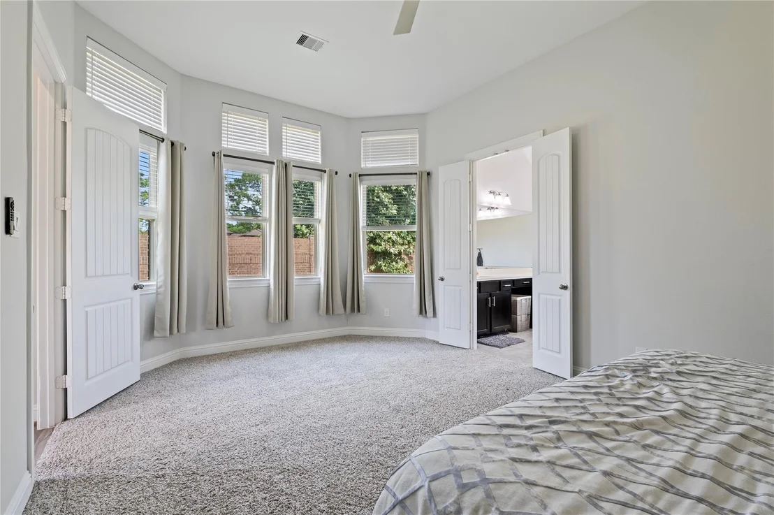Photo of 3216 Parker Drive