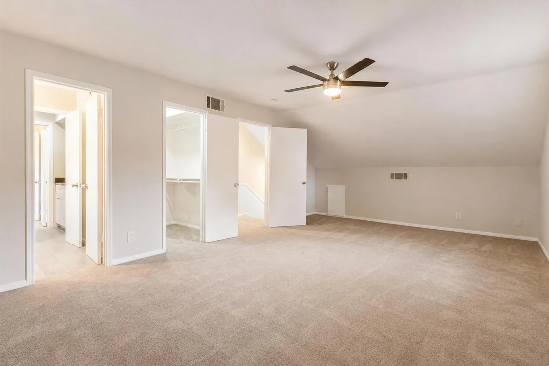Photo of 10067 Briarwild Lane