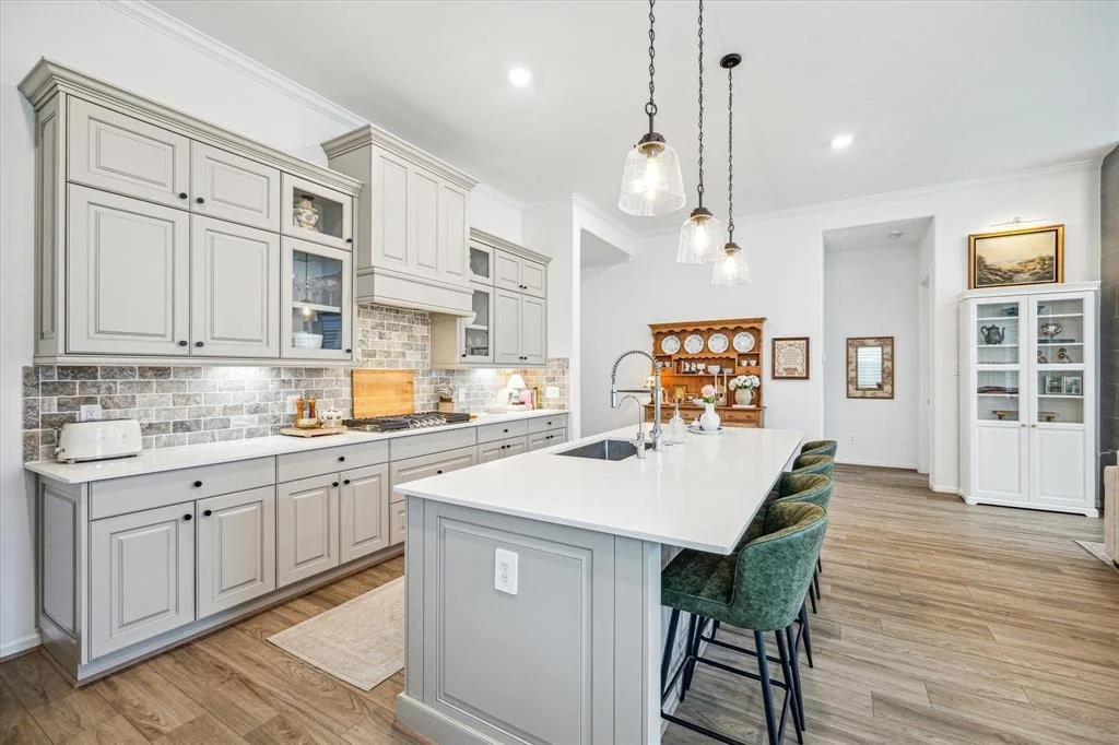 Photo of 612 Cypress Bay Lane