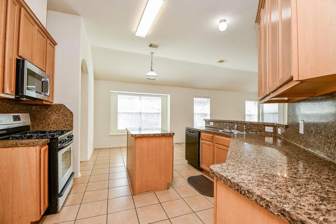 Photo of 24515 Colonial Birch Lane