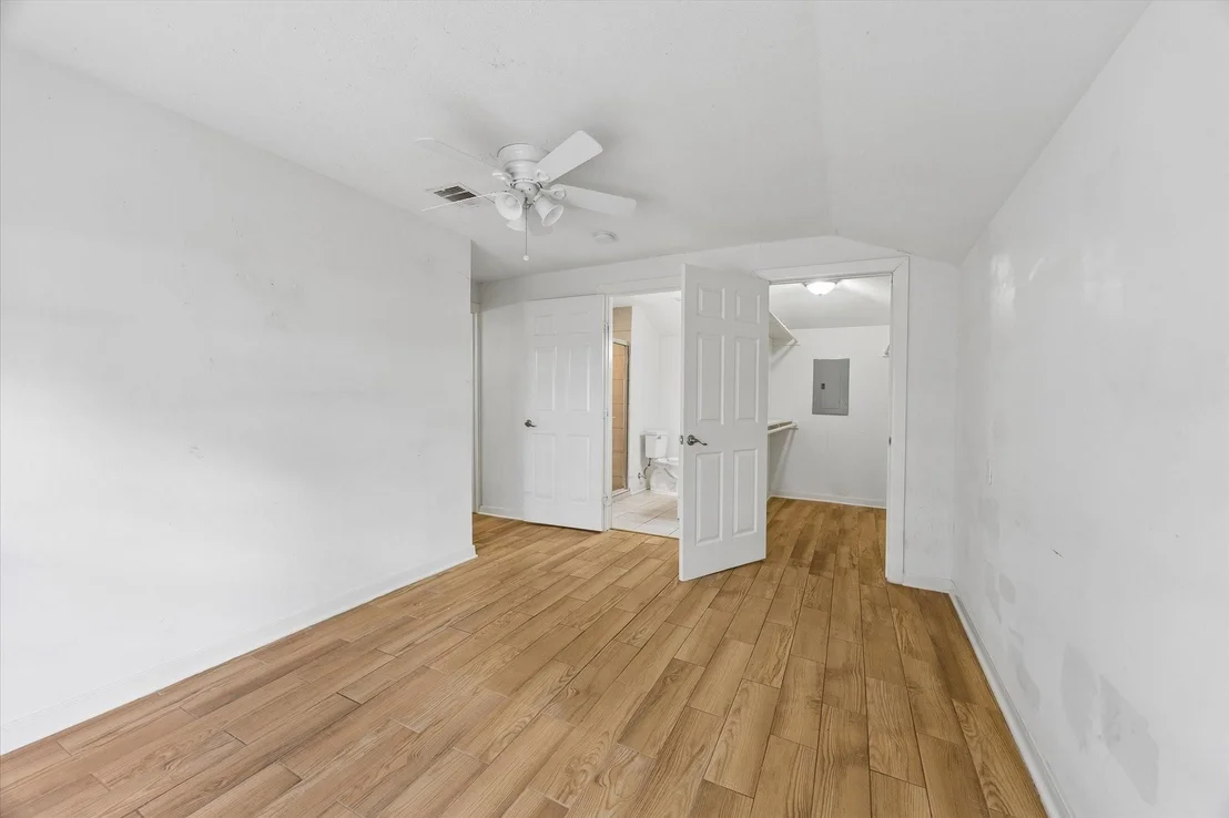 Photo of 5119 Patrick Henry