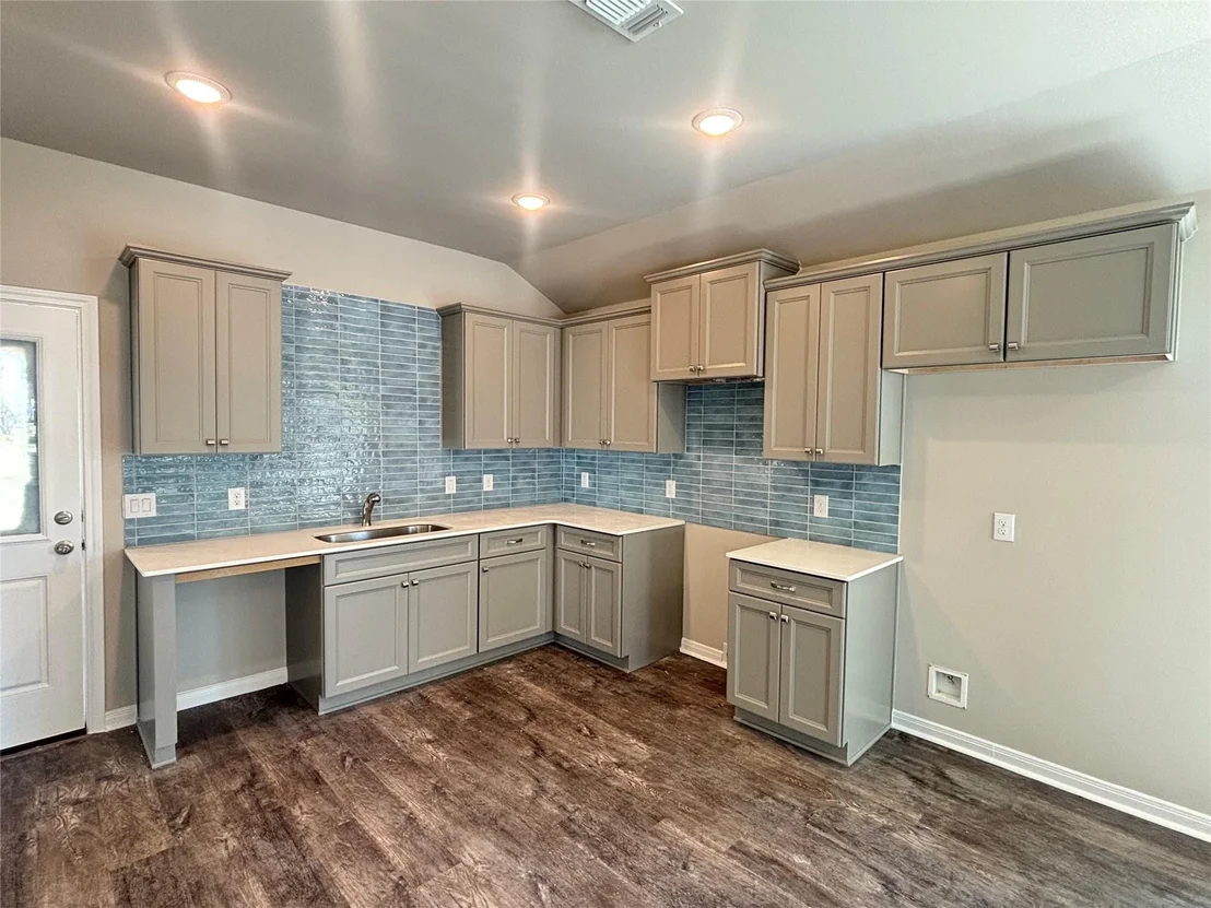 Photo of 211 Bayview