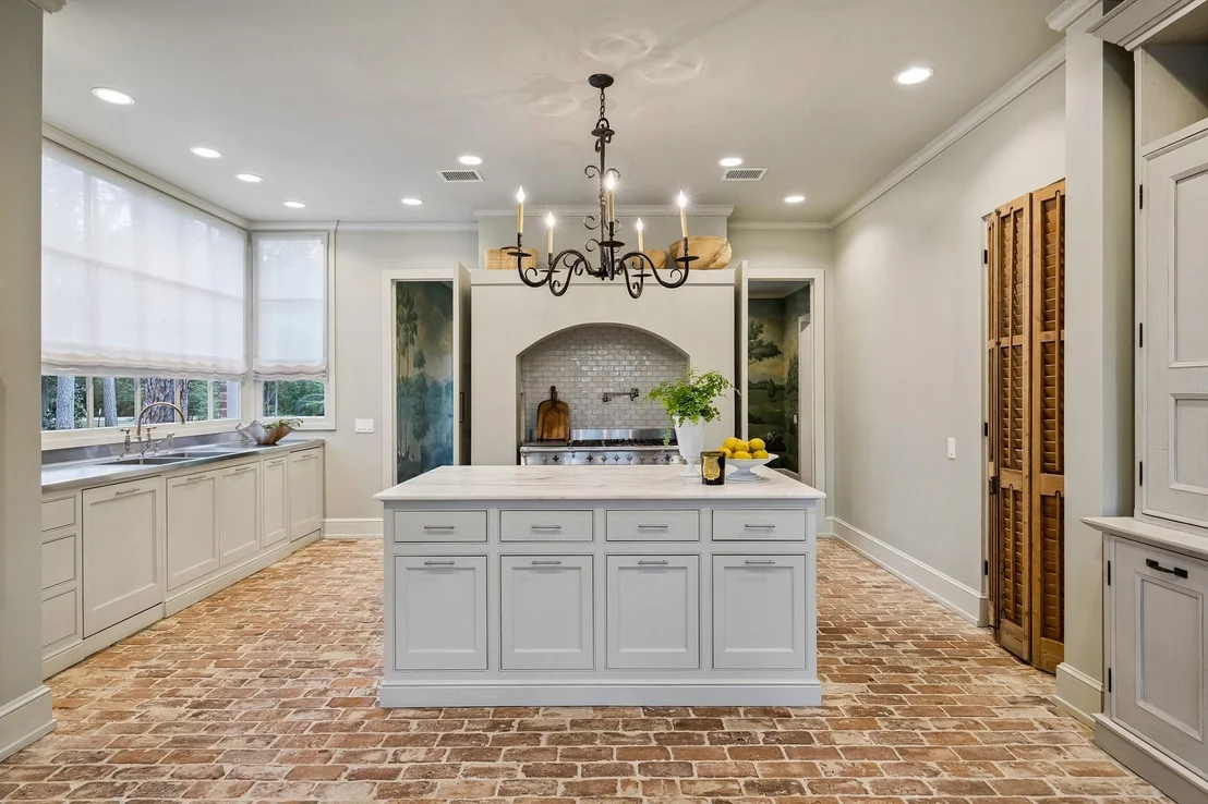 Photo of 448 Blalock Road