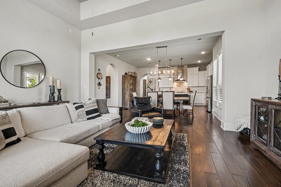 Photo of 641 Kickapoo Court