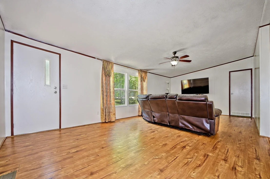 Photo of 317 River Road
