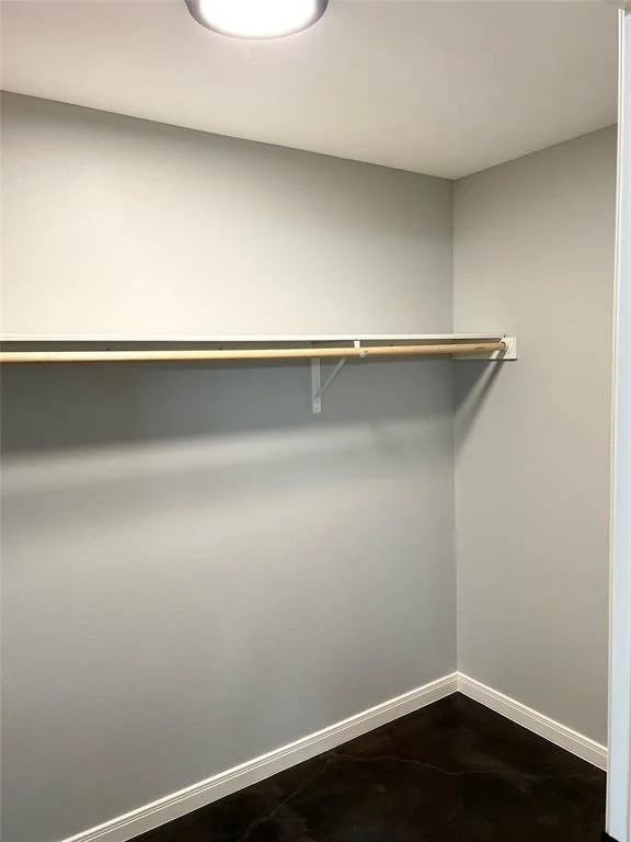 Photo of 305 W Denver Avenue