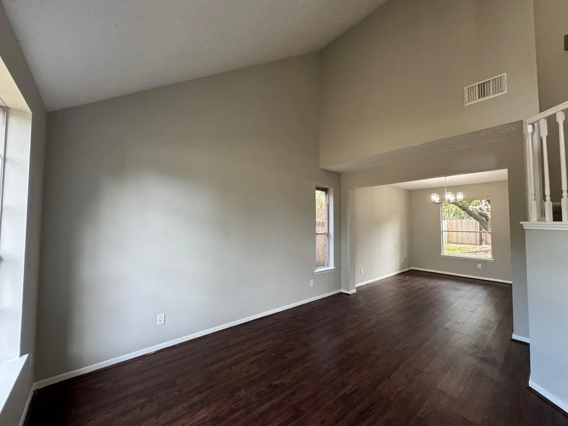 Photo of 9607 Trailing Moss Drive