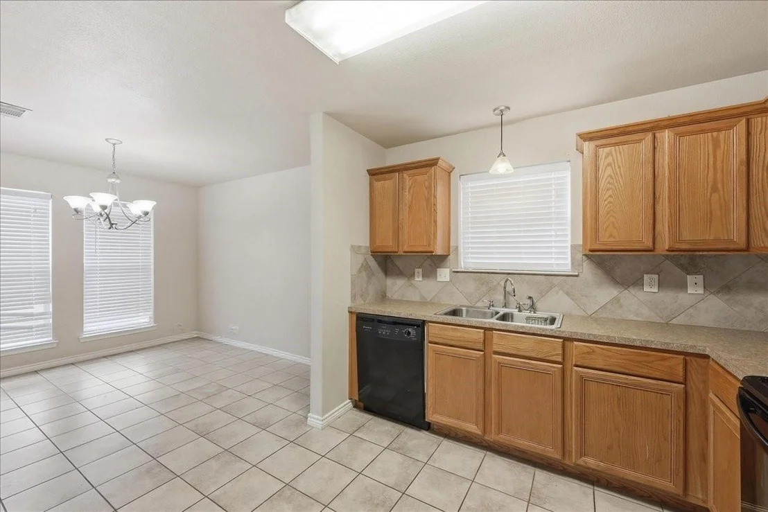 Photo of 5585 Westchase Loop
