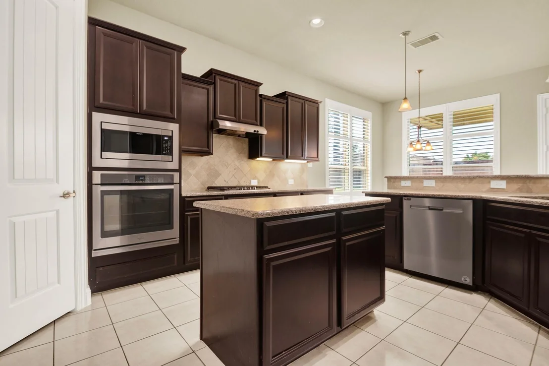 Photo of 9039 Charncross Lane