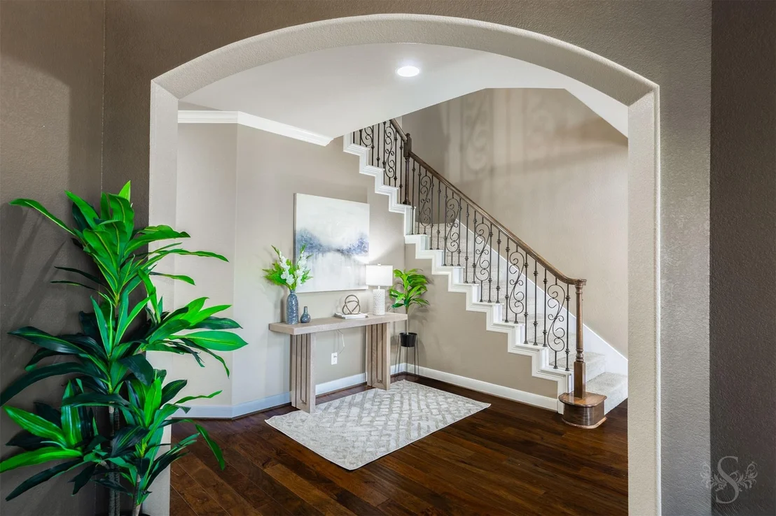 Photo of 28003 Nobbe Hollow Drive