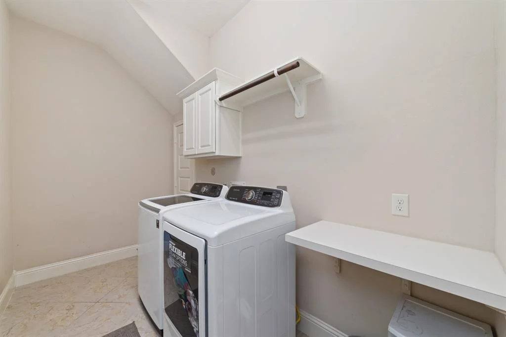 Photo of 17803 Netherby Lane