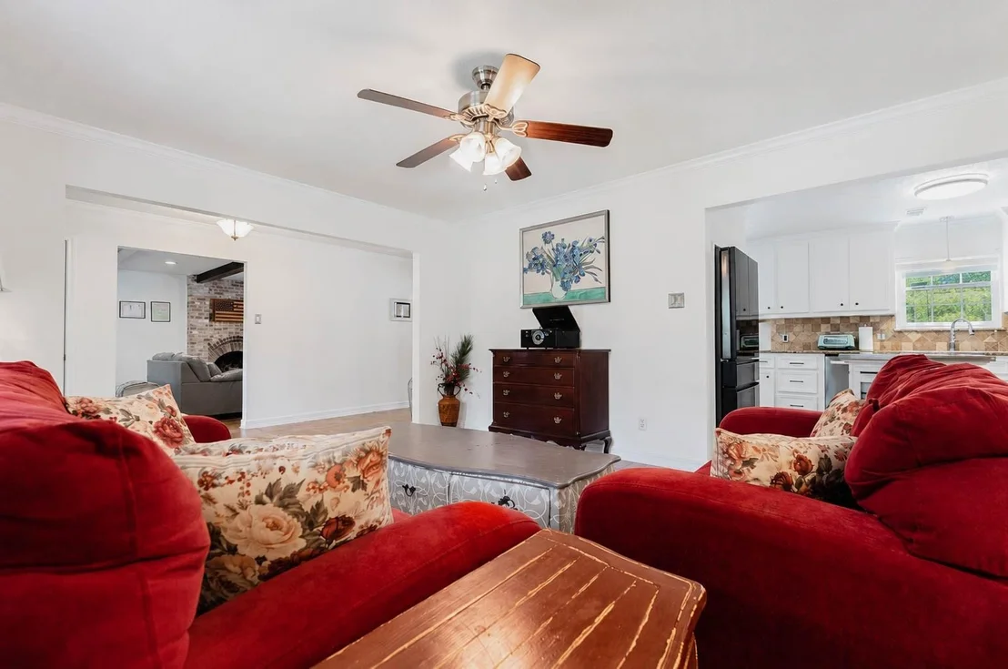 Photo of 6107 Craigway Road