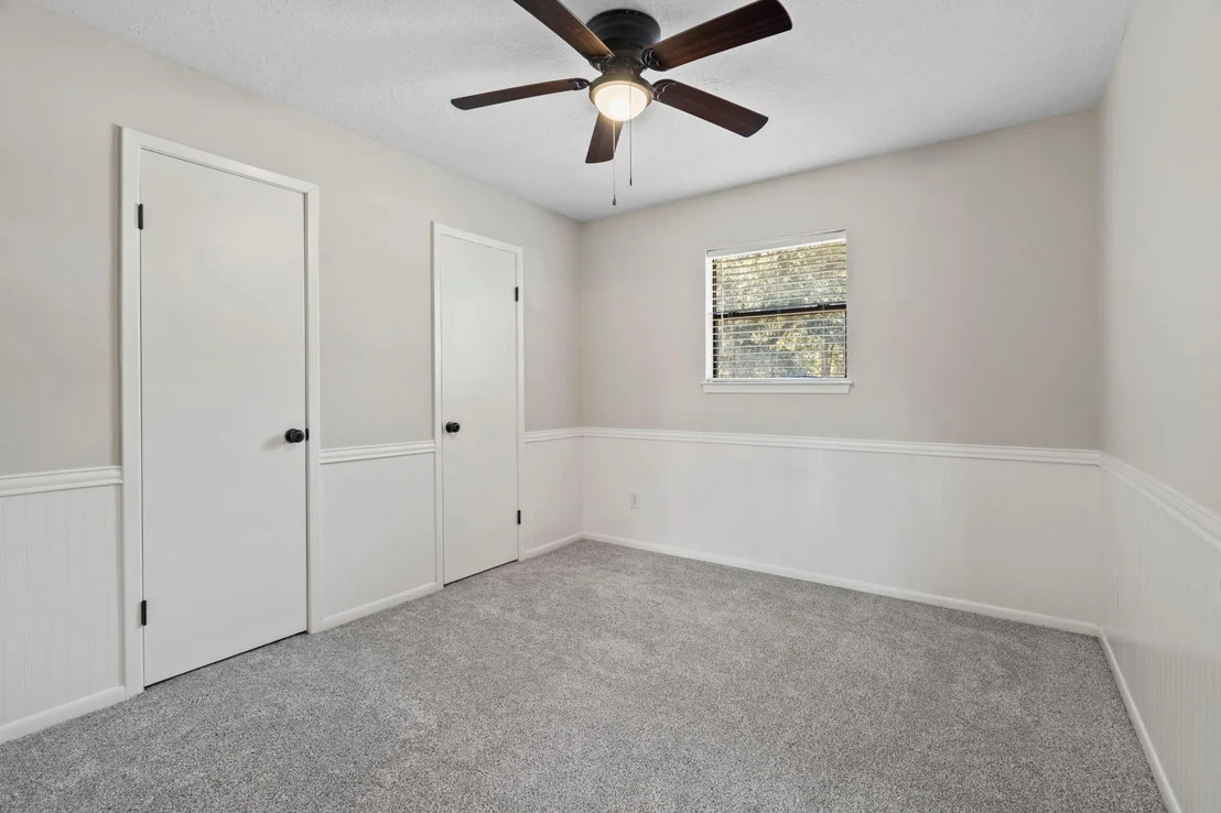 Photo of 15633 Corinthian Way