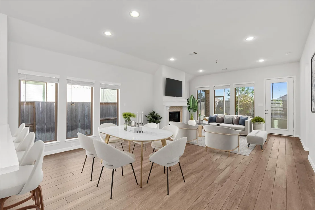 Photo of 5030 Morrison Drive