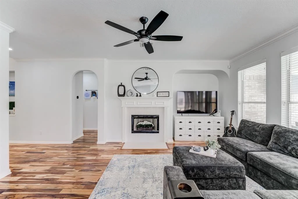 Photo of 10811 Silverado Trace Drive