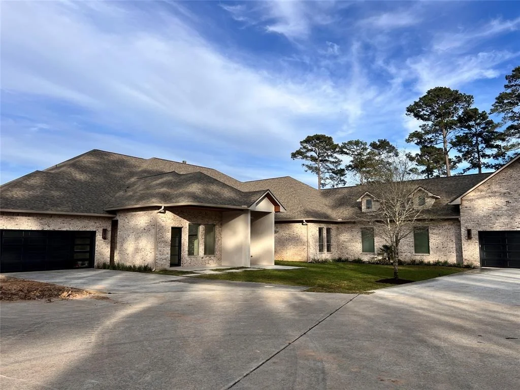 Photo of 25226 Melanie Pointe