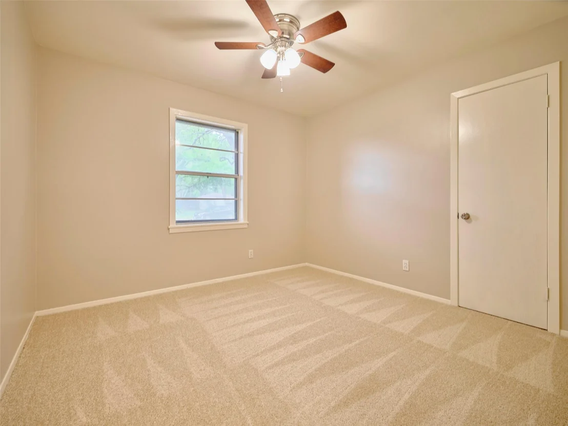 Photo of 3002 Lamar Circle