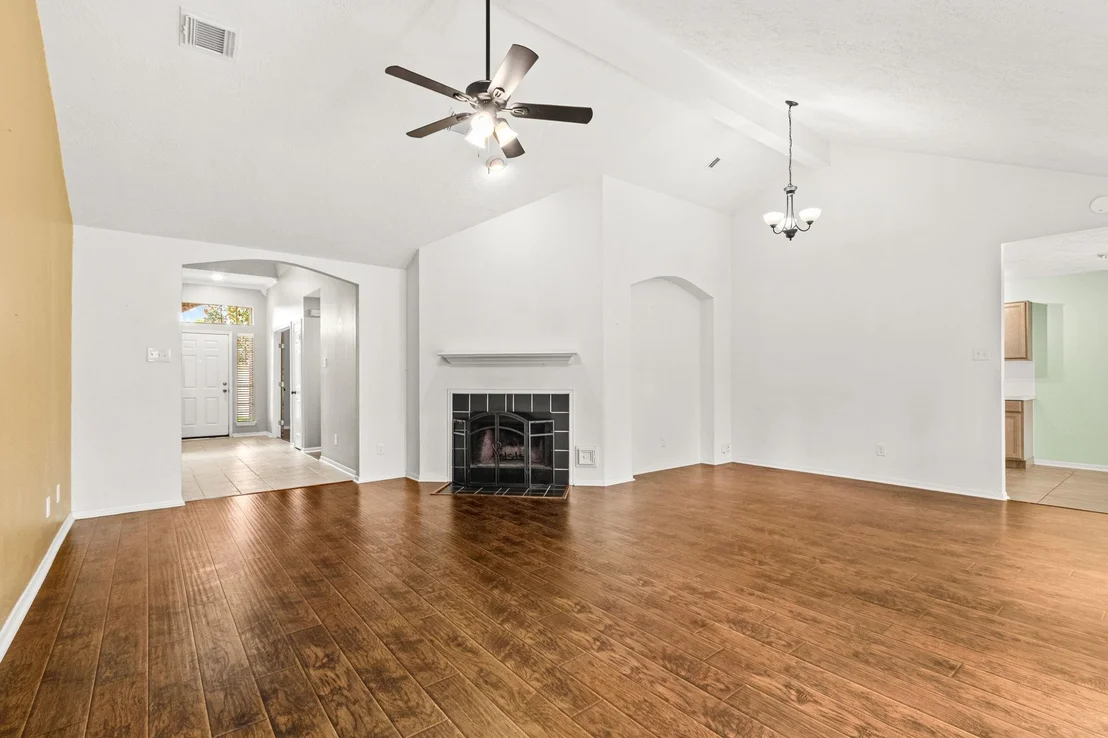 Photo of 5013 Parkcrest Drive