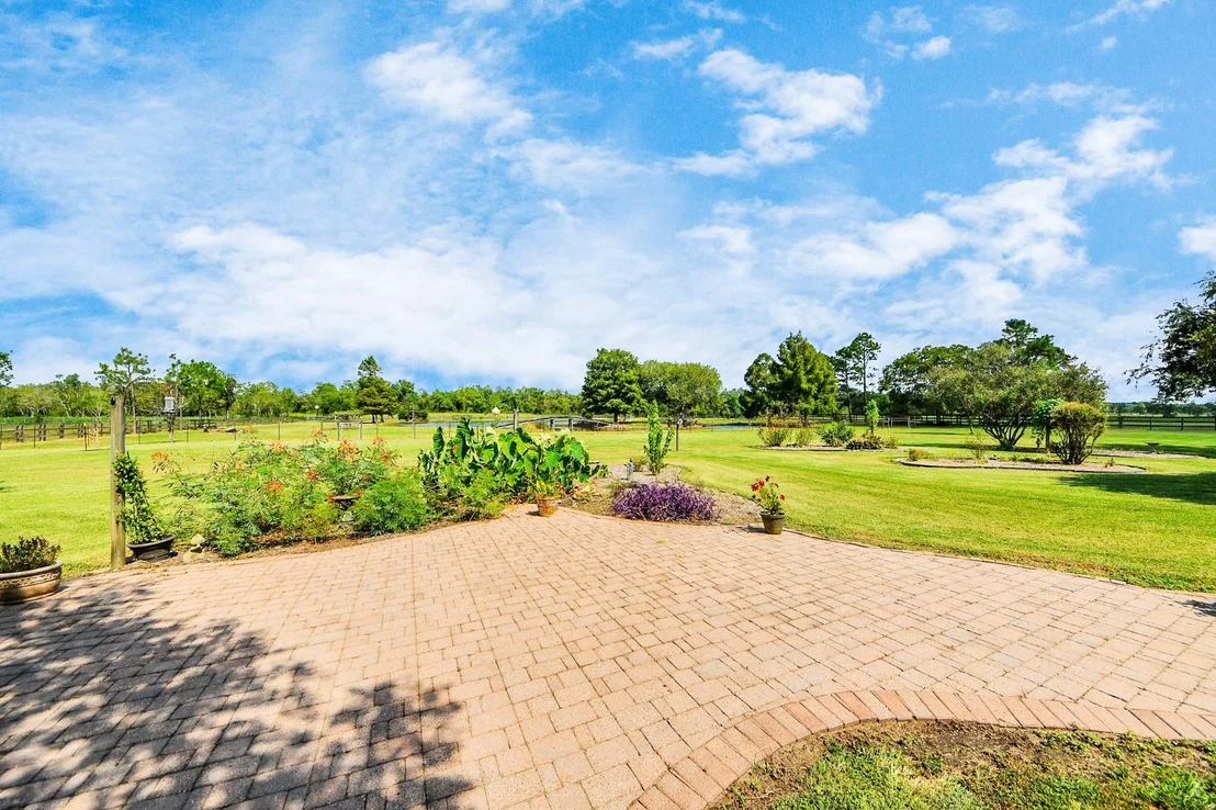 Photo of 7511 County Road 511