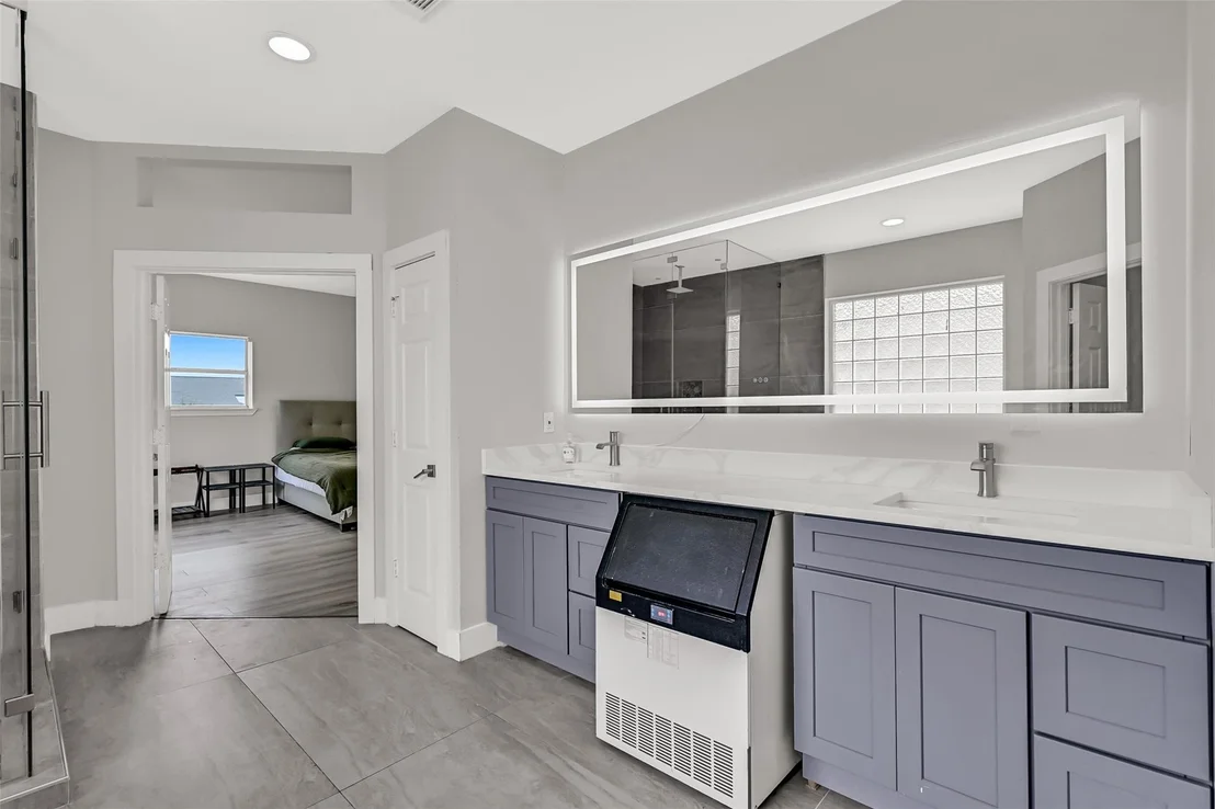 Photo of 3427 Eckert Drive