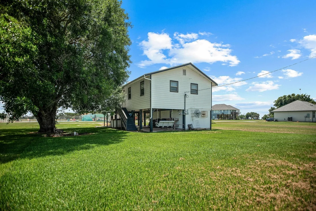 Photo of 654 Calumet Drive