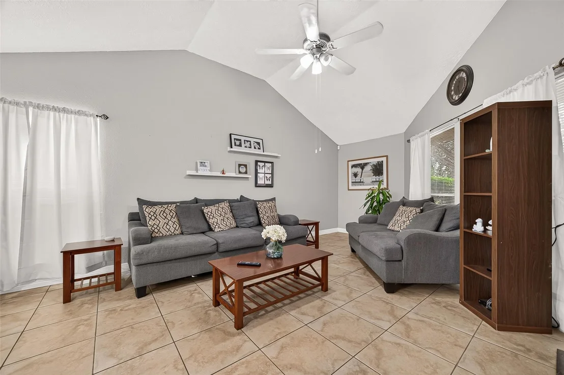 Photo of 17519 Davenway Drive