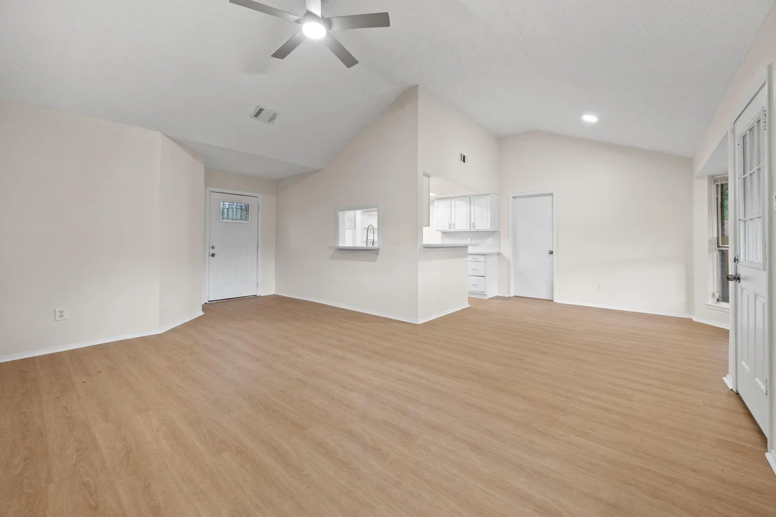 Photo of 11023 Maple Rock Drive