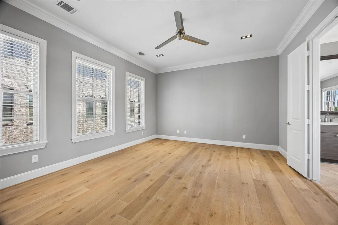 Photo of 3828 Glen Arbor Drive