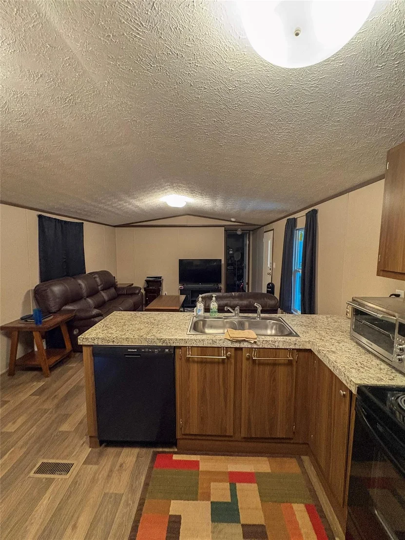 Photo of 1161 Hidden Oaks Drive