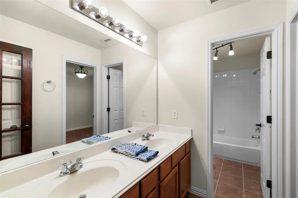 Photo of 21815 Grassy Hill Lane