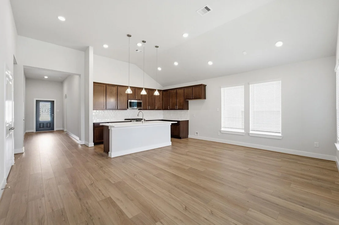 Photo of 826 White Pine Haven Ln