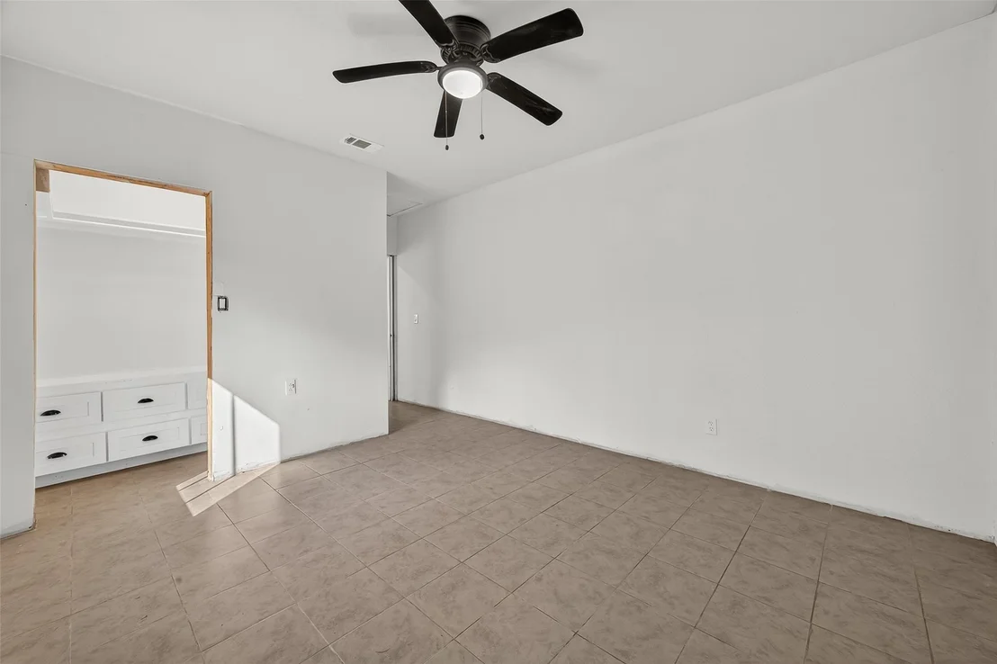 Photo of 5039 Shadowridge Drive