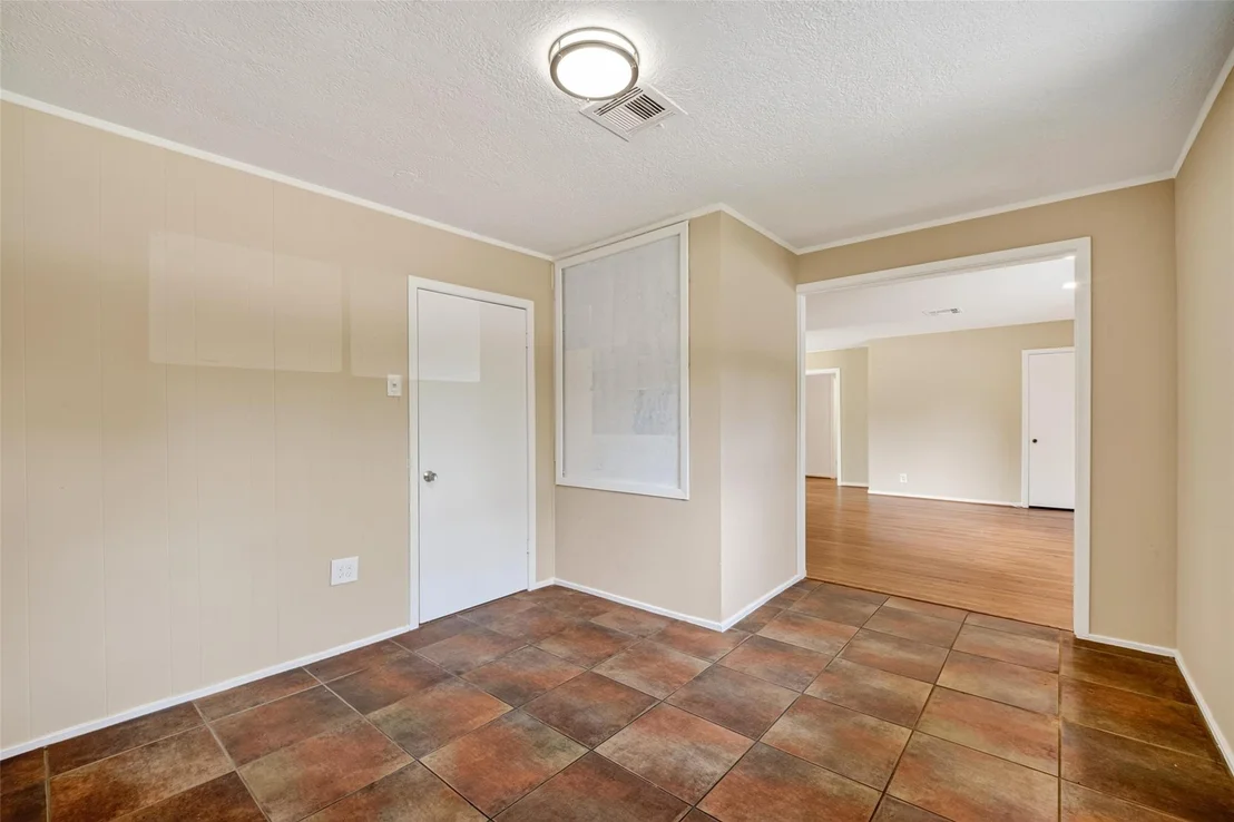 Photo of 6610 Barney Road