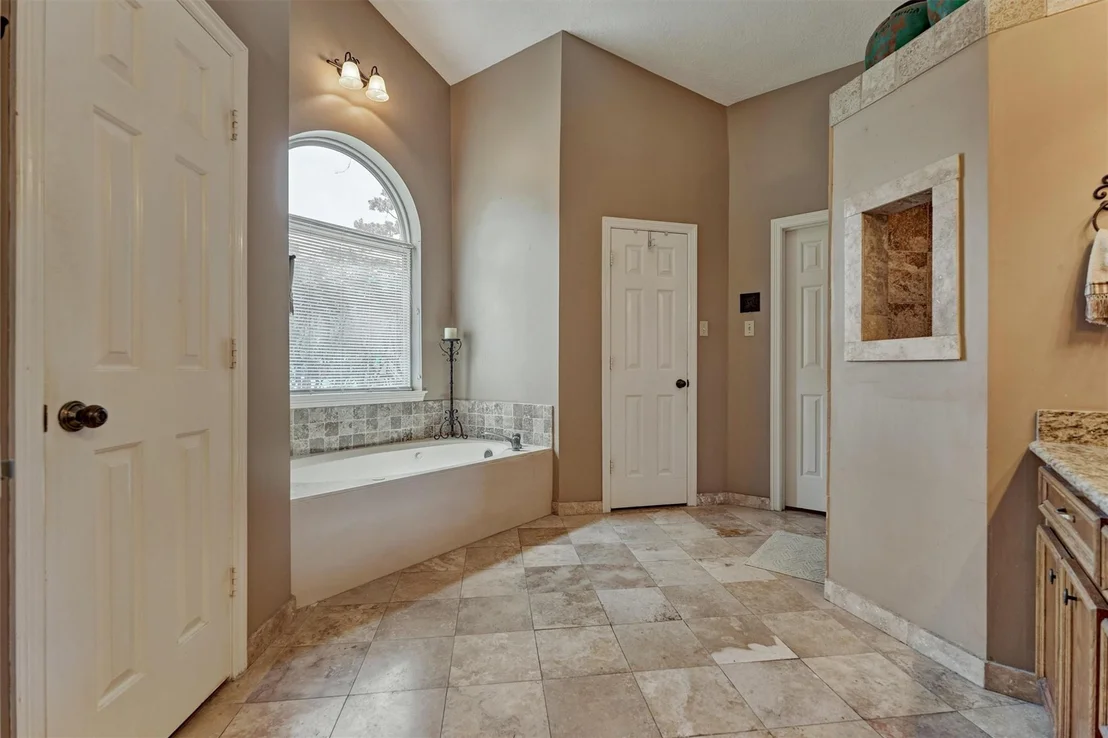 Photo of 423 Pine Edge Drive