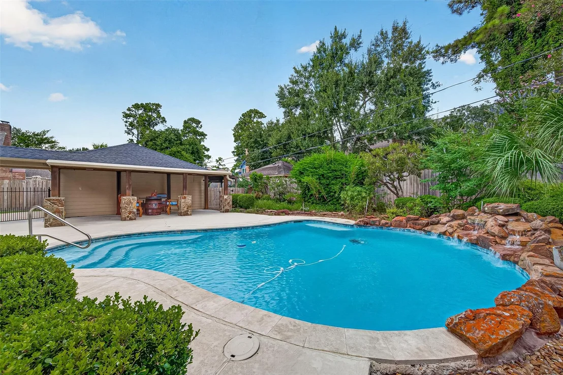 Photo of 12306 Laneview Drive