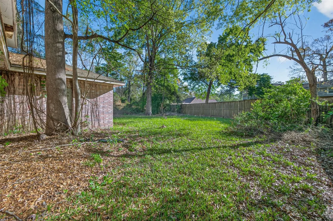 Photo of 410 Caesars Circle