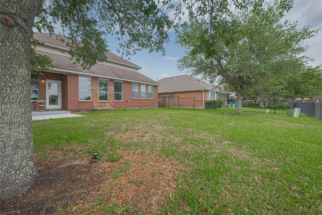 Photo of 25811 Chapman Falls Drive