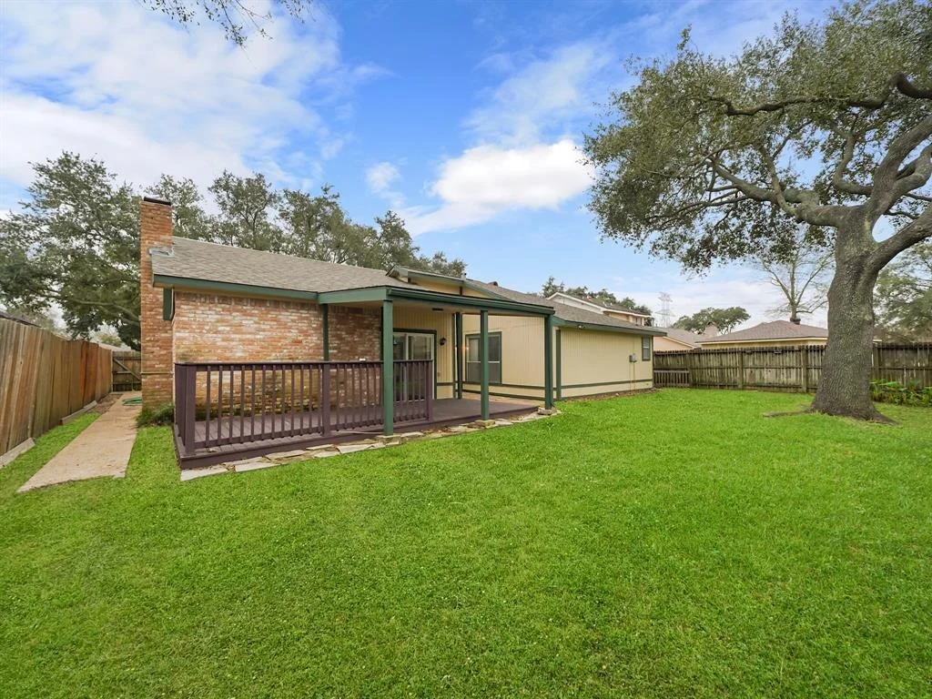Photo of 21422 Park Mount Drive